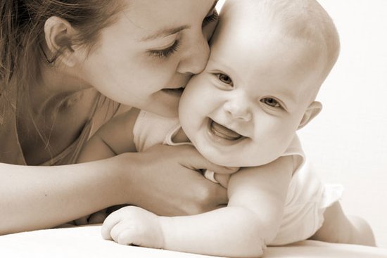 母乳分析仪谈母乳喂养的重要性