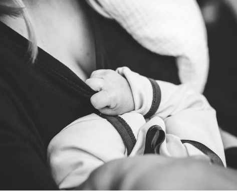 全自动母乳检测仪厂家分析母乳可以帮助宝宝分清昼夜 全自动母乳检测仪厂家分析母乳可以帮助宝宝分清昼夜